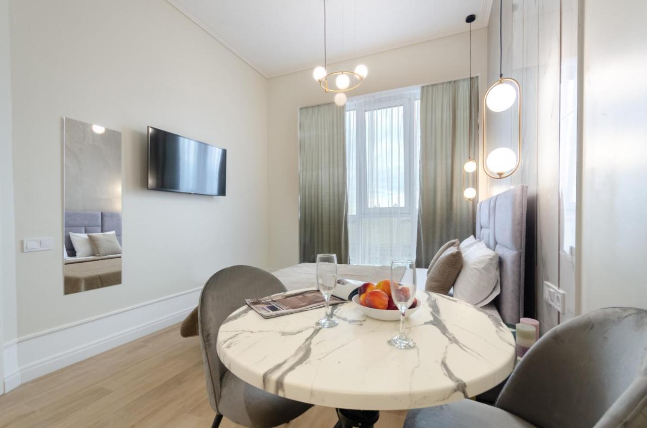 Modern New Cozy Apartment Kvartet Railway Station Kiev Extérieur photo